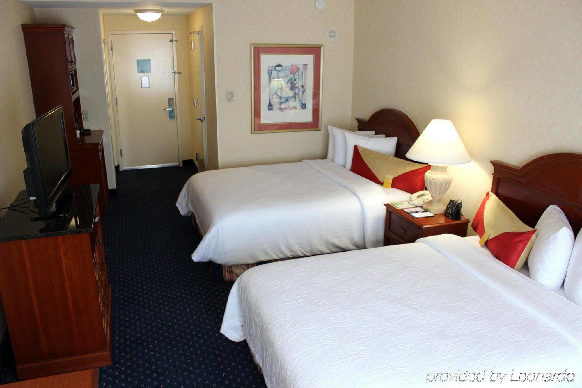 Hilton Garden Uptown